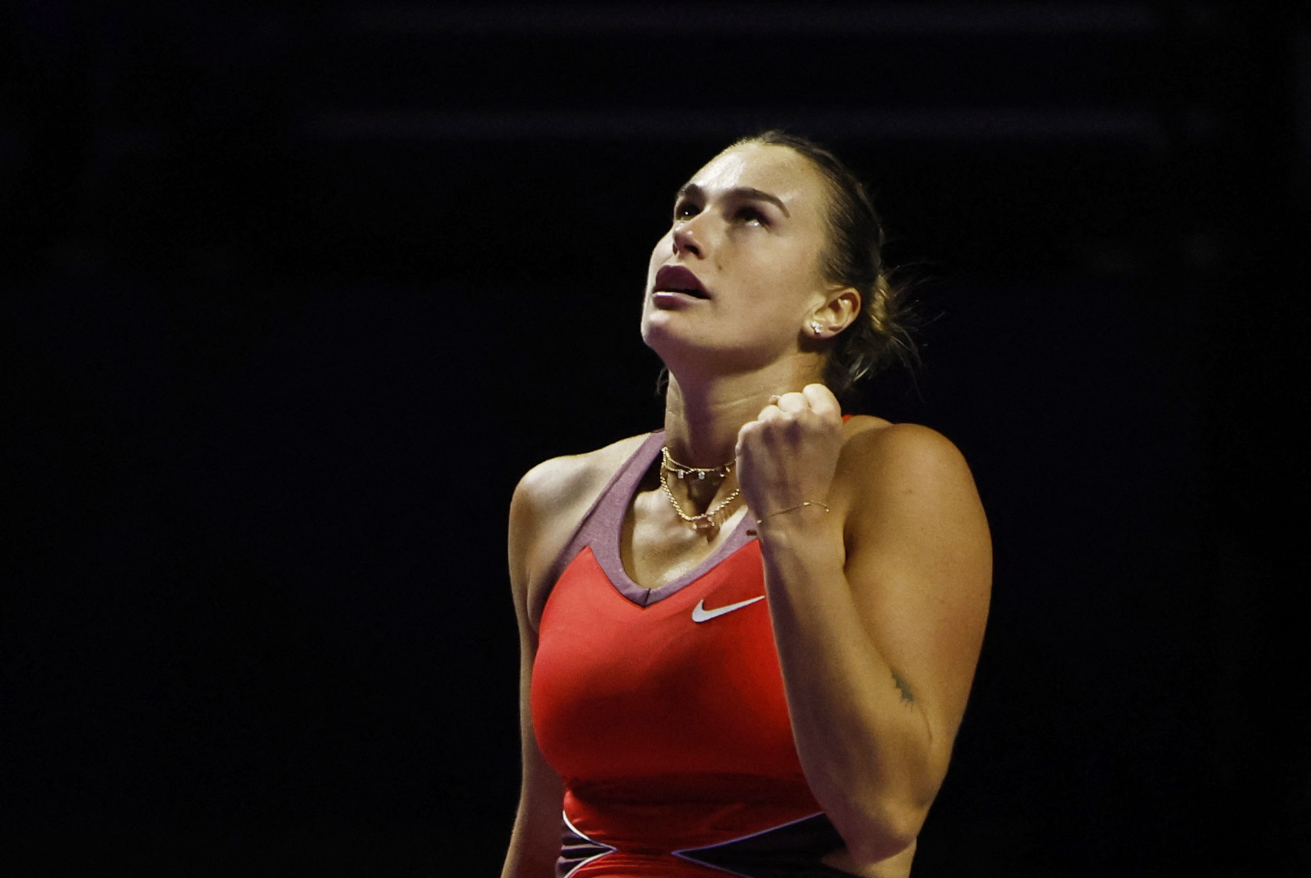 Sabalenka outlasts Anisimova, books WTA Finals title clash with Rybakina