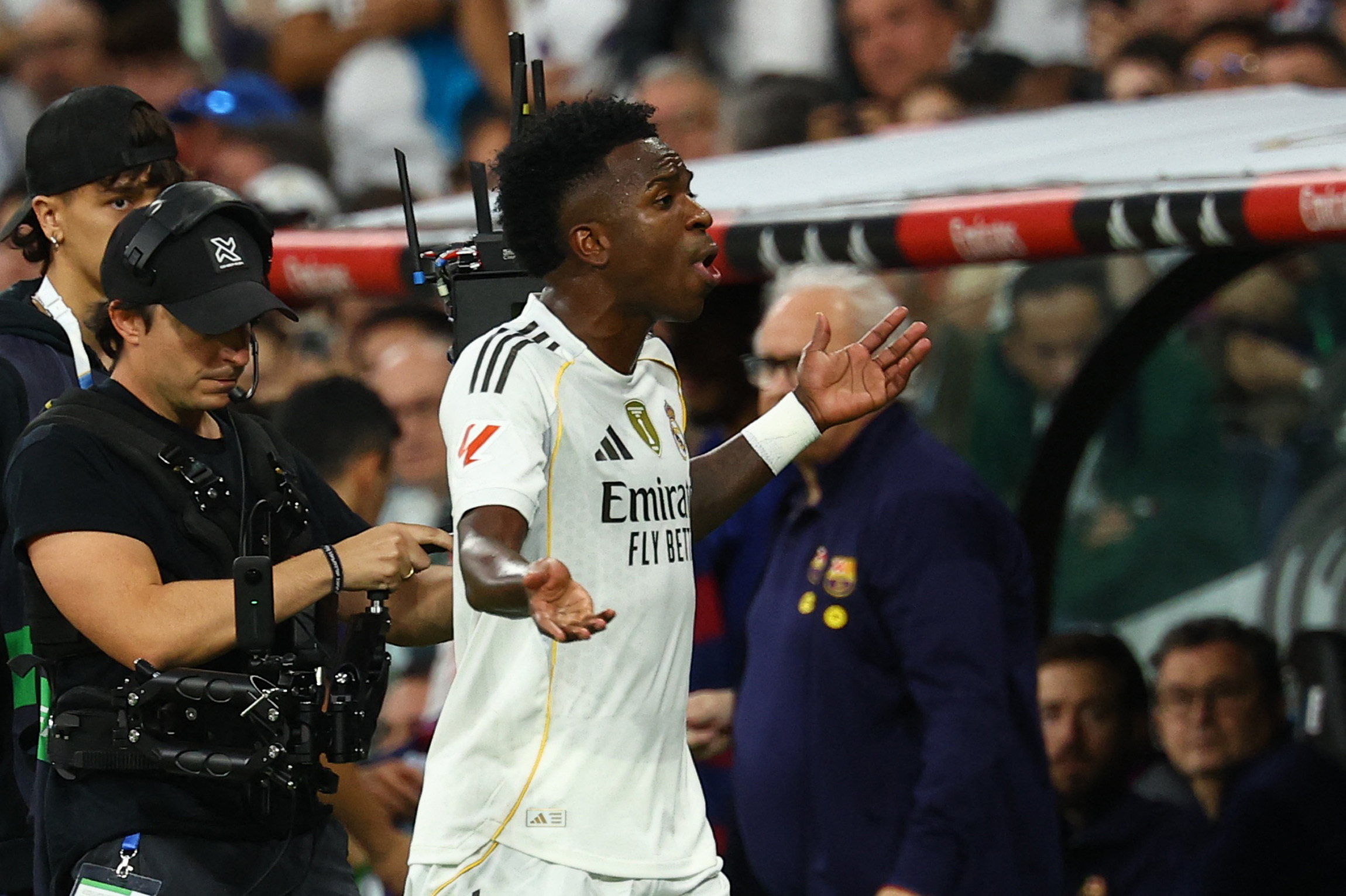 Vinicius apologises for storming off in Real’s Clasico victory over Barcelona Vinicius apologises for storming off in Real’s Clasico victory over Barcelona