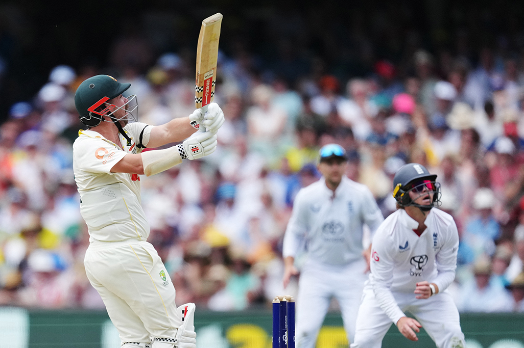 Head century crushes England’s hopes as Australia eye victory