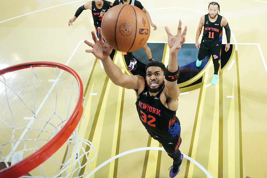 Knicks beat Spurs to win NBA Cup Knicks beat Spurs to win NBA Cup