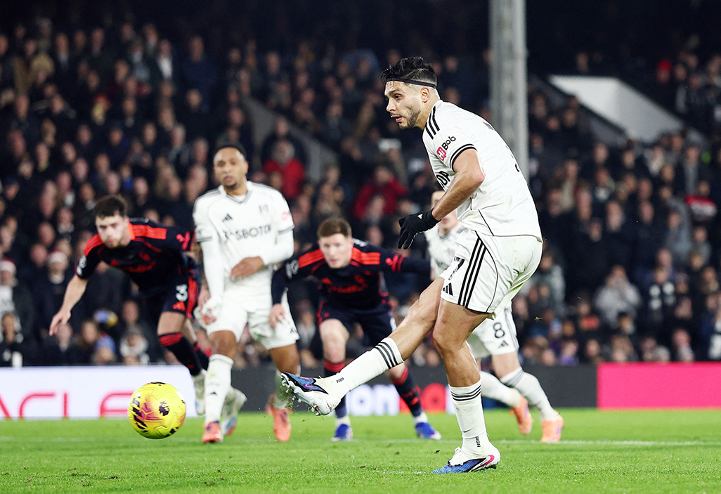 Penalty king Jimenez earns Fulham scrappy home win over Forest