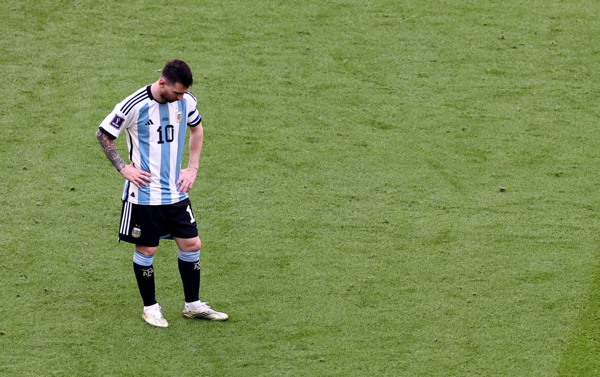 Argentine FA in turmoil ahead of World Cup over mystery villa and dirty money claims