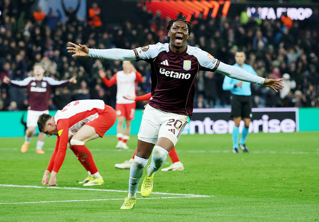 Lyon and Villa top Europa League standings