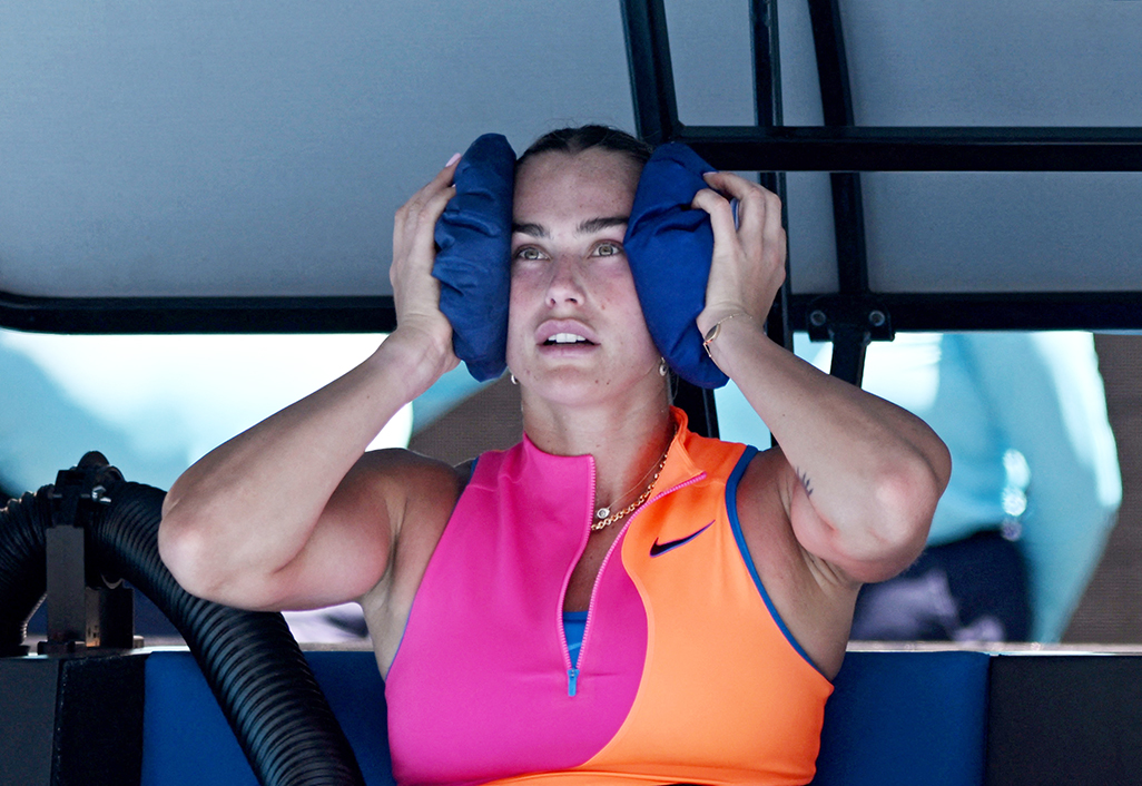 Sabalenka and Zverev beat the heat to reach semi-finals