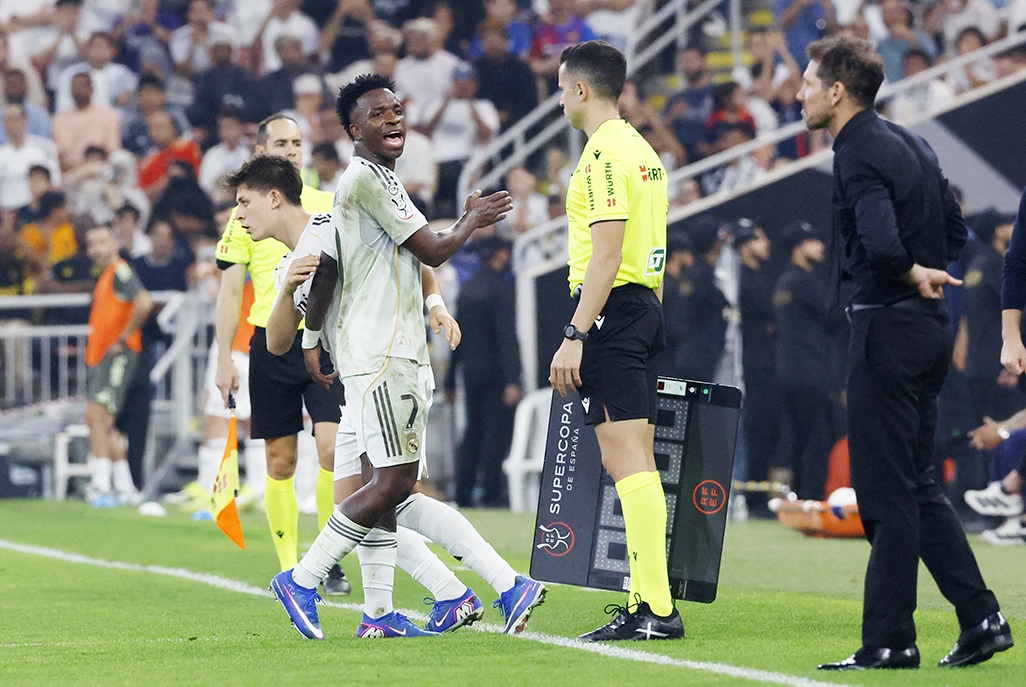 Simeone apologises for taunting Vinícius but refuses to ask for forgiveness