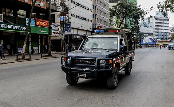 Imefichuka kuwa katika nchi moja ya Kiafrika genge lenye panga linashambulia watalii kutoka Shirikisho la Urusi