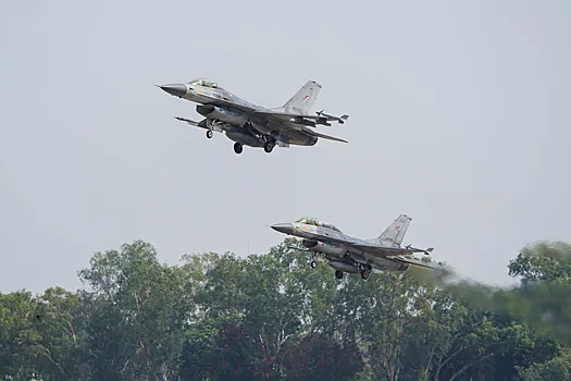 Jeshi la anga la Thailand lilifanya mashambulizi ya anga kwenye maeneo ya kijeshi ya Cambodia